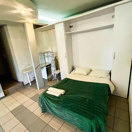 Studio Bucuresti Chisinau Luaran gambar